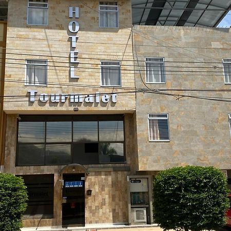 Hotel Tourmalet Cali Kültér fotó