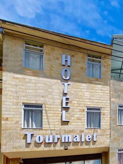 Hotel Tourmalet Cali Kültér fotó