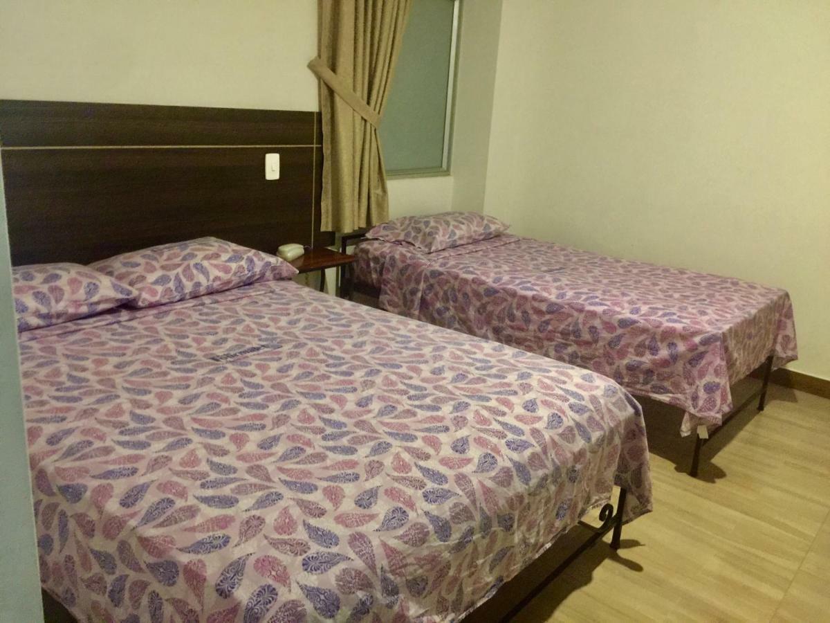 Hotel Tourmalet Cali Kültér fotó