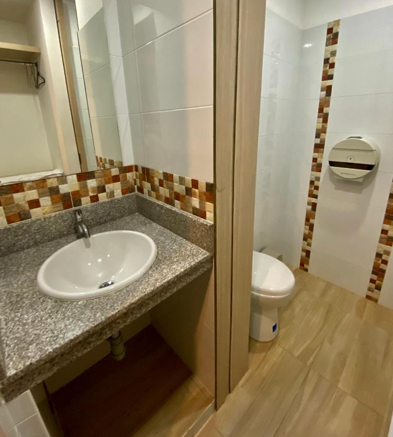 Hotel Tourmalet Cali Kültér fotó